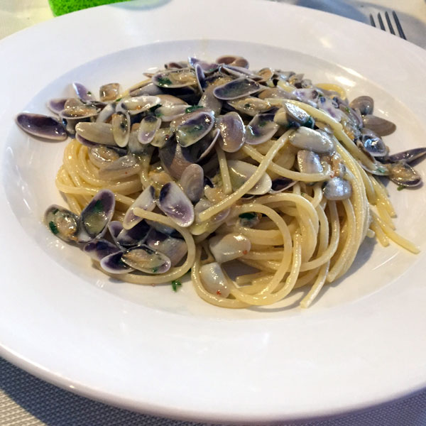 spaghetti con le telline baia fregene